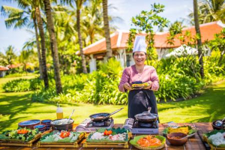 Trải nghiệm không khí Tết Việt tại khu nghỉ dưỡng The Anam