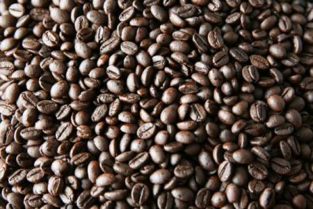 Giá cà phê 5/2: Giảm 200 đồng/kg