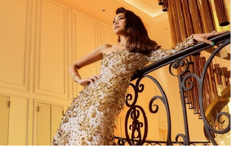 Thanh Hằng gợi cảm hết mức trong loạt ảnh mới