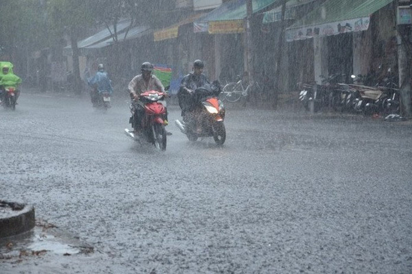 Thời tiết ngày 4/3/2020: Hà Nội đề phòng mưa đá, giông lốc