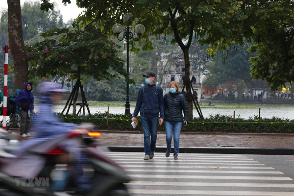 Dự báo thời tiết 23/4/2020: Hà Nội mưa giông, trời chuyển rét