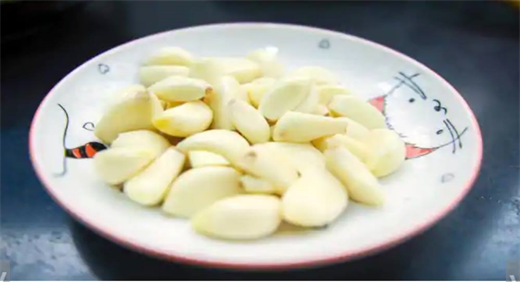 Công dụng làm đẹp tuyệt vời từ củ tỏi