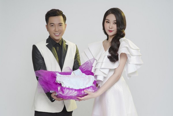 Lê Âu Ngân Anh cùng NTK Ivan Trần đồng hành cùng dự án 