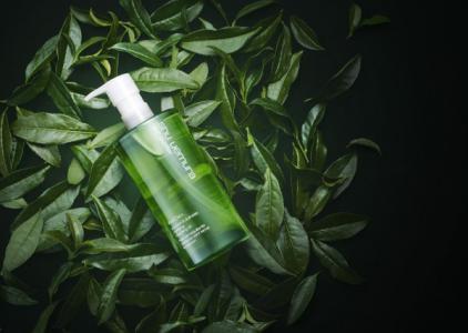 Shu uemura ra mắt gian hàng chính hãng trên LazMall