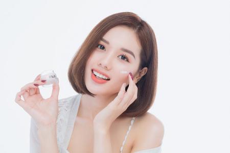 3 cách dưỡng trắng da ngày hè