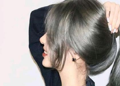 Lấy lại phong độ nhan sắc nhờ vào 4 gợi ý màu tóc xanh đẹp cuốn hút