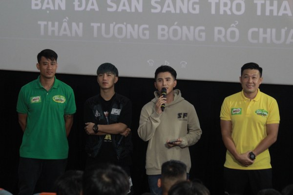 Cường Seven và Will trổ tài đạo diễn kiêm biên đạo, quay MV cho học trò