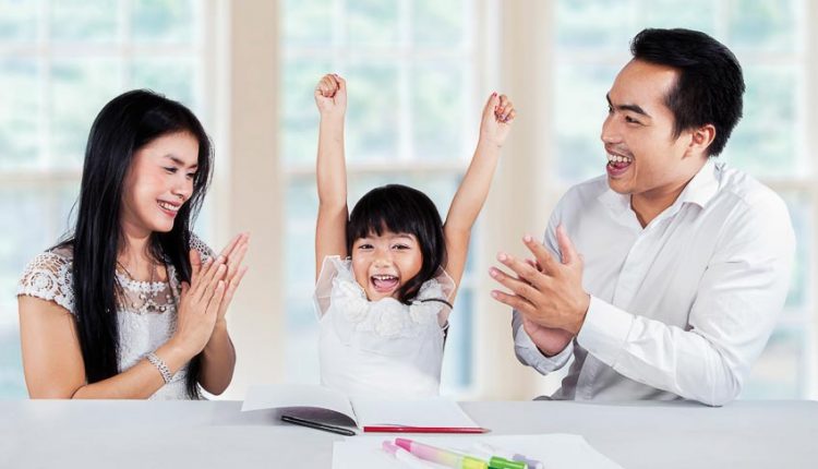 Thói quen xấu khi nuôi dạy con của cha mẹ