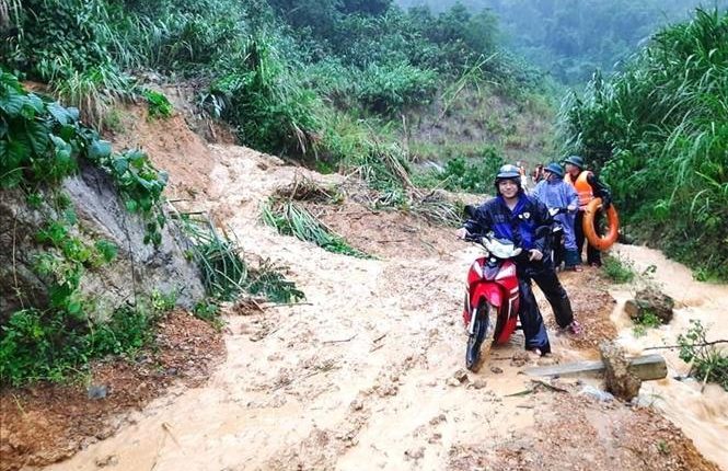 Dự báo thời tiết ngày 19/10/2020: Lũ quét ‘uy hiếp’ nhiều nơi ở miền Trung