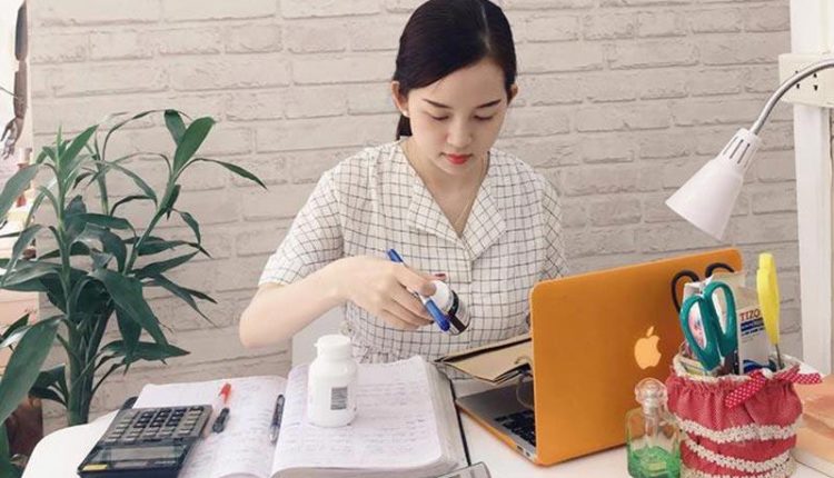 Livestream: Bán hàng online lợi và hại gì?