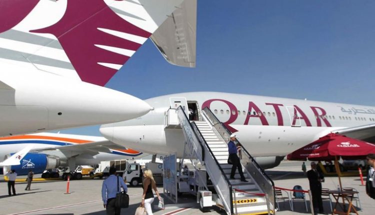 10 nữ hành khách phải cởi quần áo để kiểm tra sau khi phát hiện trẻ sinh non trong toilet sân bay Qatar