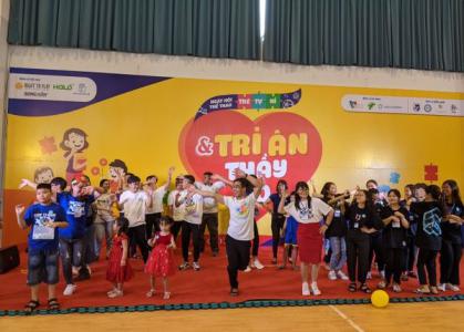 Hội thao dành cho trẻ em tự kỷ và tri ân thầy cô