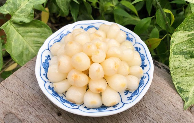 Thực đơn hàng ngày: Củ kiệu ngâm giấm đường