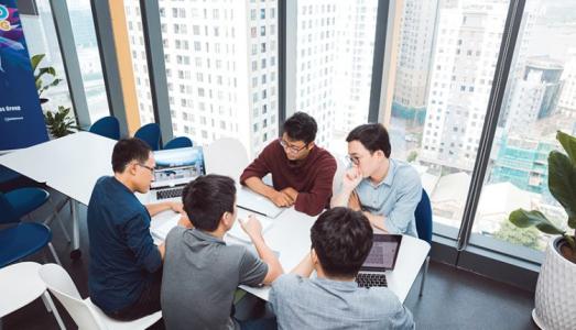 Thị trường nhân sự 2021: Cơ hội việc làm – Thách thức trong tuyển dụng