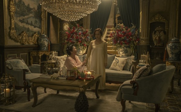 Màn hợp diễn đỉnh cao của NSND Lê Khanh và NSND Hồng Vân trong 