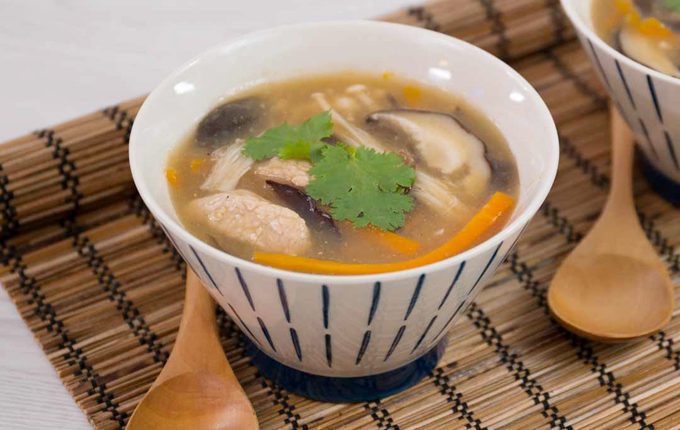 Thực đơn hàng ngày: Súp nấm thịt lợn kiểu Đài Loan