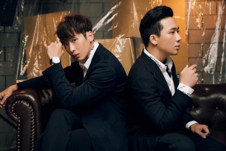 Trấn Thành và Tuấn Trần tung bộ ảnh mừng 