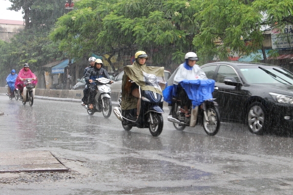 Dự báo thời tiết ngày 28/4/2021: Khí lạnh tăng cường, miền Bắc chiều nay mưa to