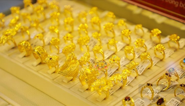 Giá vàng hôm nay ngày 3/5/2021: Nhà đầu tư lo ngại giá vàng giảm