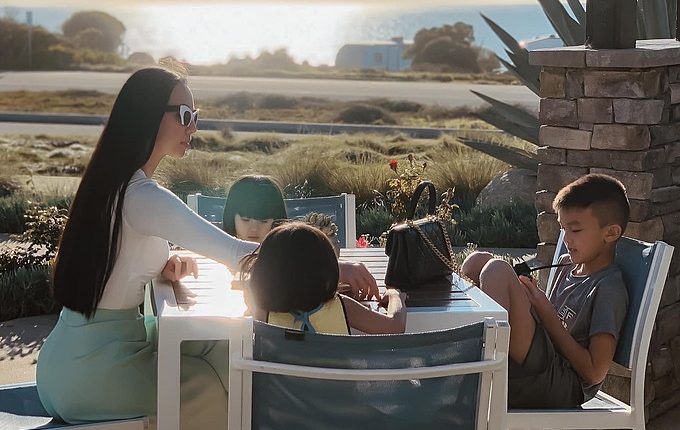 MC Huyền Ny khẳng định giao tiếp với trẻ có vai trò quan trọng