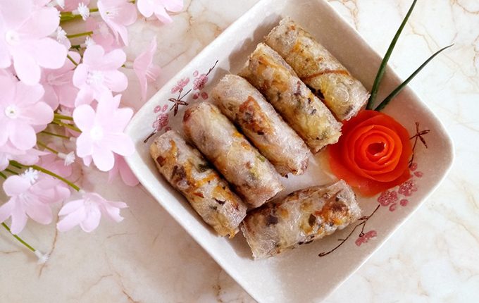 Thực đơn hàng ngày: Nem chim bồ câu