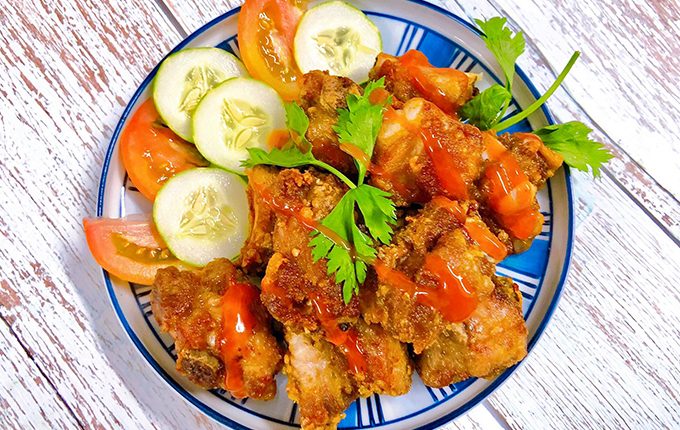 Thực đơn hàng ngày: Sườn non chiên muối ớt