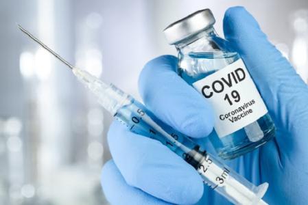 Tiêm vắc xin Covid-19 nên ăn gì và kiêng gì để khỏe mạnh?