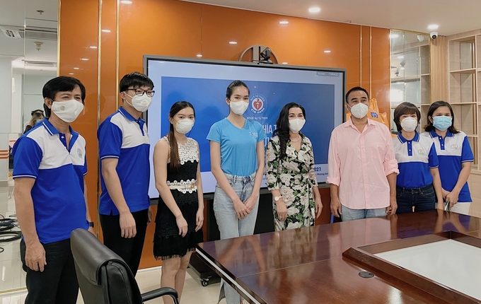 Quyền Linh, Á hậu Phương Anh kêu gọi quyên góp gạo