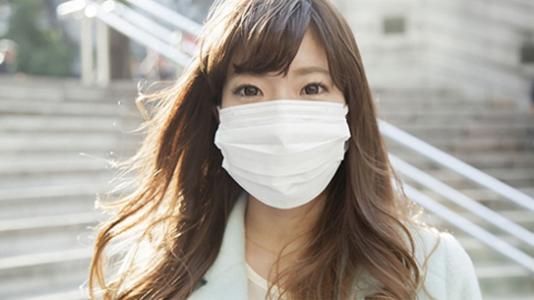 Thói quen khi đeo khẩu trang khiến bạn vẫn nhiễm Covid -19