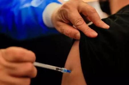 Người đã khỏi Covid 19 có nên tiêm vacxin không?