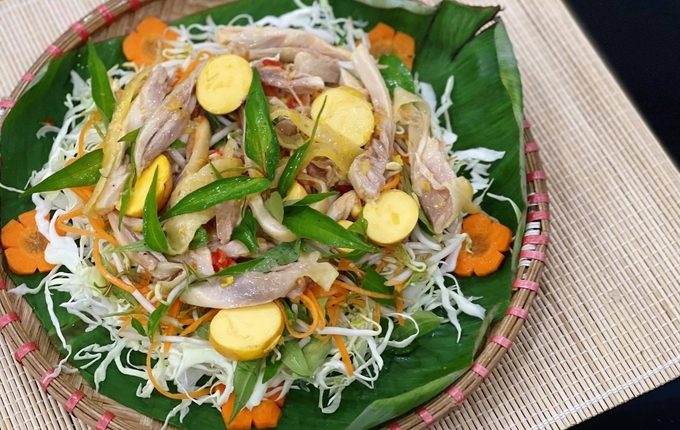 Thực đơn hàng ngày: Gỏi gà bắp cải