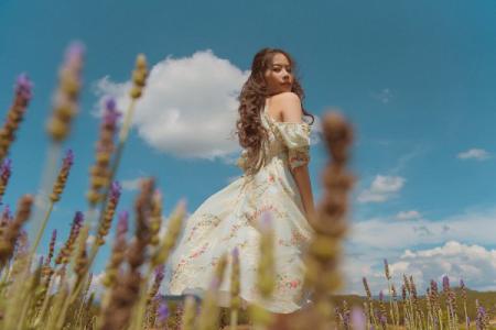 Nam Em hóa nàng thơ mong manh dạo chơi ở Đà Lạt