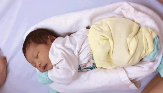 Giúp trẻ ngủ ngoan, sâu giấc, không bị giật mình quấy khóc giữa đêm