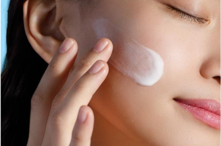 Tại sao chúng ta nên bôi kem chống nắng vào mùa đông?