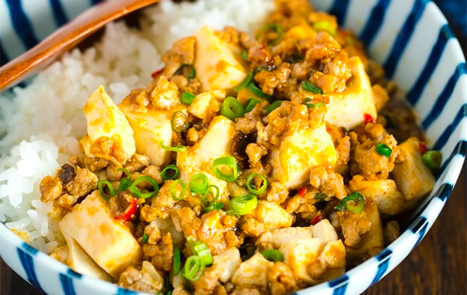 Thực đơn hàng ngày: Đậu hũ xốt thịt băm