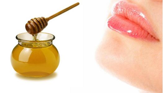 Công thức dưỡng môi từ mật ong để lấy lại vẻ hồng hào, tươi tắn