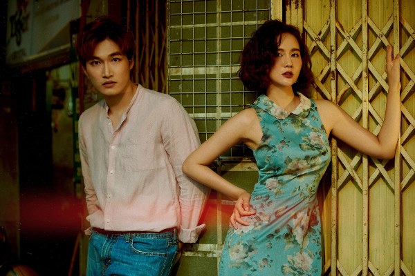 Bộ ảnh ngọt ngào của Đình Tú và Huyền Lizzie