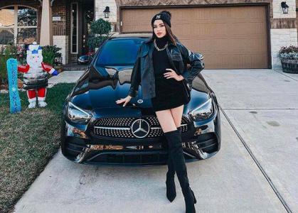 Phong cách thời trang của Đỗ Thị Hà tại Mỹ