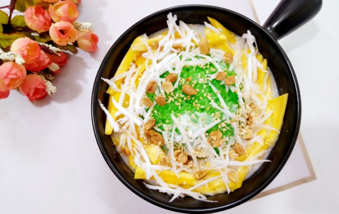 Thực đơn hàng ngày: Xôi mít lá dứa