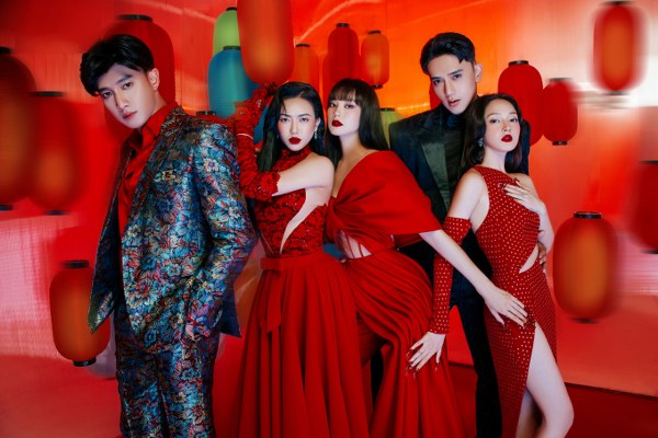 Bộ ảnh của dàn diễn viên 