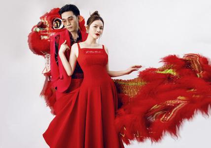 Lý Nhã Kỳ kết đôi chụp ảnh cùng rapper Wowy