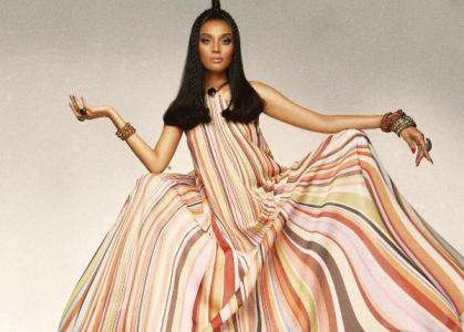 Trương Thị May khoe dáng trong loạt váy mùa xuân