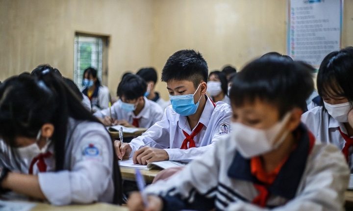 Học sinh từ lớp 1 đến lớp 6 ở 12 quận nội thành đi học trực tiếp từ ngày 21/2