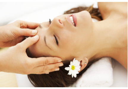 Mẹo nhỏ giúp se khít lỗ chân lông, làn da mịn như da em bé