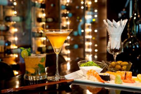 Menu 4 món kỉ niệm ngày Quốc tế Phụ nữ 8/3 tại khách sạn Mövenpick Hà Nội