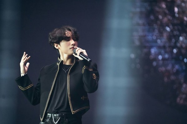 Sơn Tùng M-TP lên tiếng sau sự cố MV 