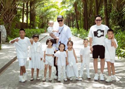 Đỗ Mạnh Cường luôn làm các thiết kế cho các con