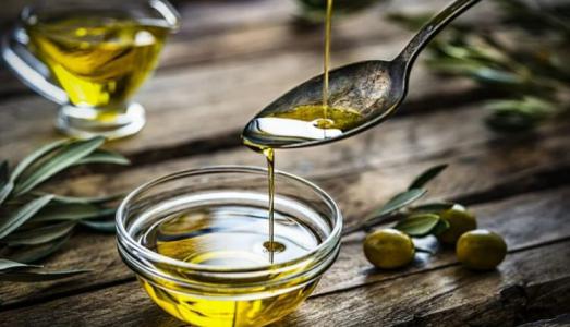 Thực phẩm 3 nên ăn, 4 nên tránh giúp giảm đau nhức xương khớp