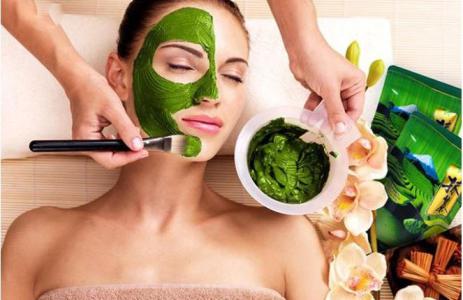 Kem chống nắng bằng trà xanh dành cho nàng có làn da 