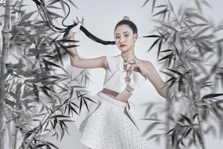 Mẫu nhí Đặng Minh Anh trở thành 